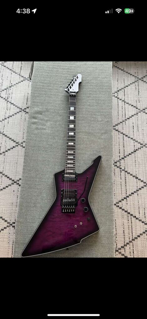 Schecter E-1 FRS Explorer With Hard Case