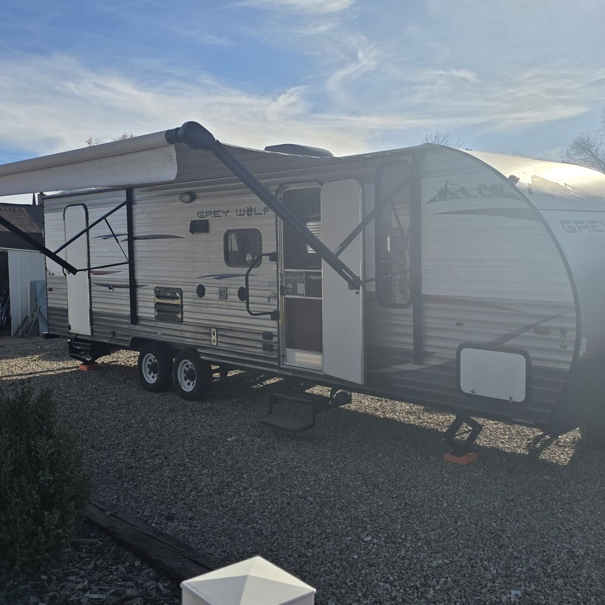 2014 forest River Trailer 33'