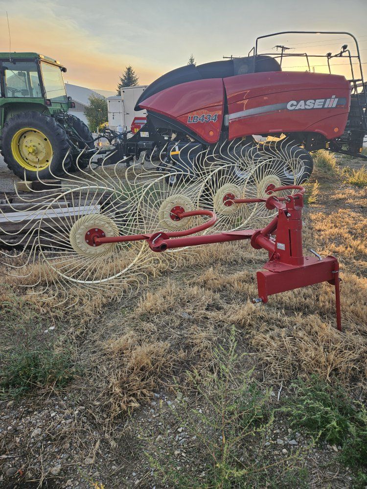 Sitrex RP/4 Hay Rake - Used Farm Equipment