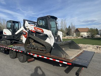 2021 Bobcat Tracked Skidsteer (Super Low Hours)