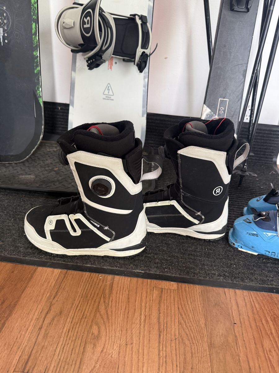 Ride Deadbolt BOA Snowboard Boots, Size 8.5, Like New Condition