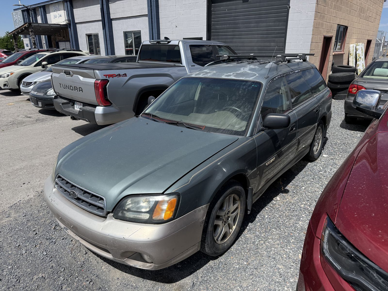 2001 Subaru Outback Base