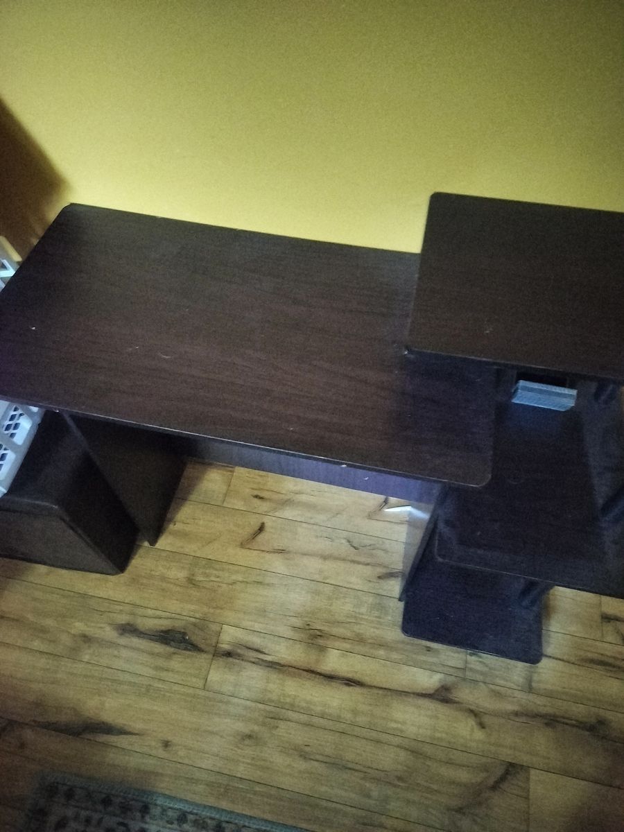Small desk