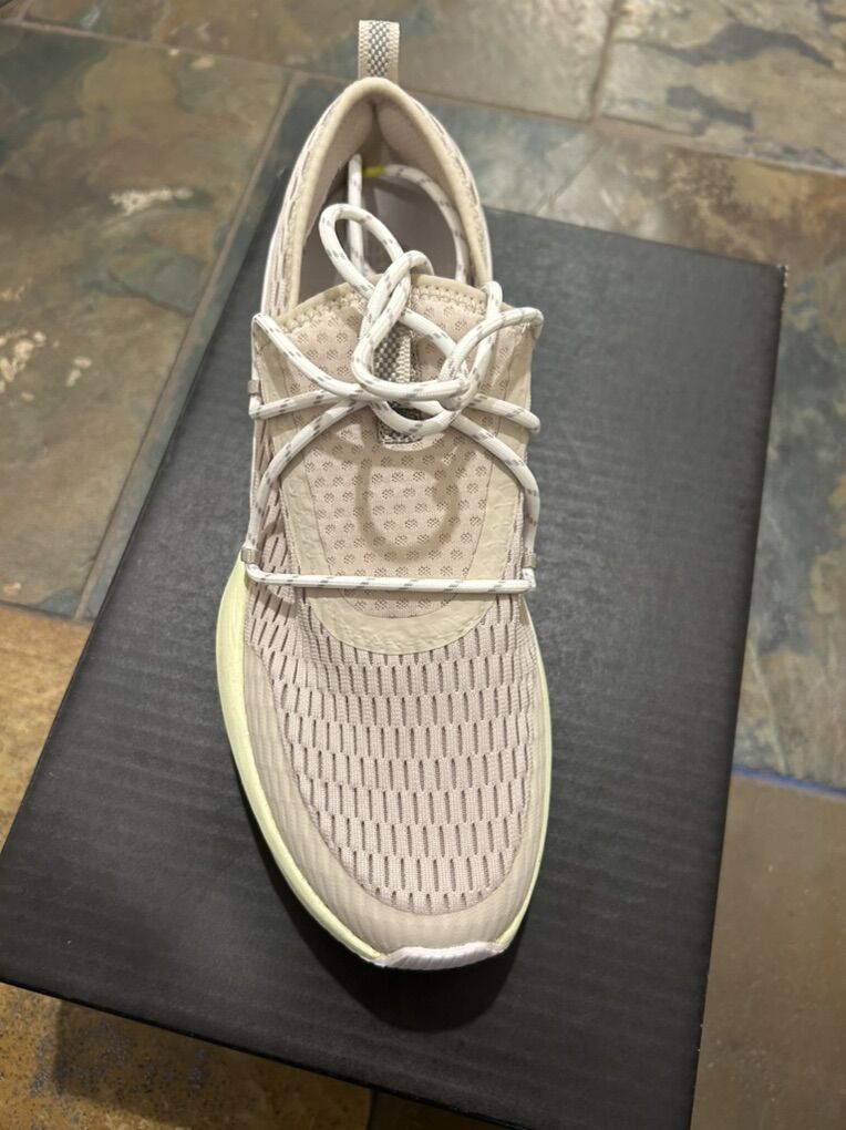 NEW Sorel Kinetic Impact Lace Off White Sneaker 9