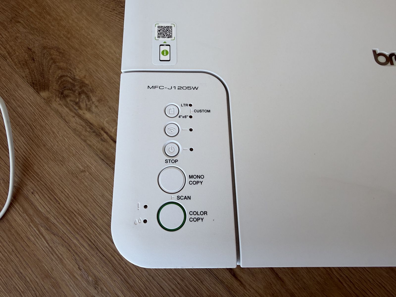 Main image 3