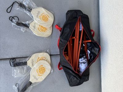Zdgoo Portable Badminton/Pickleball Net & Racket Set - Complete with Carry Bag