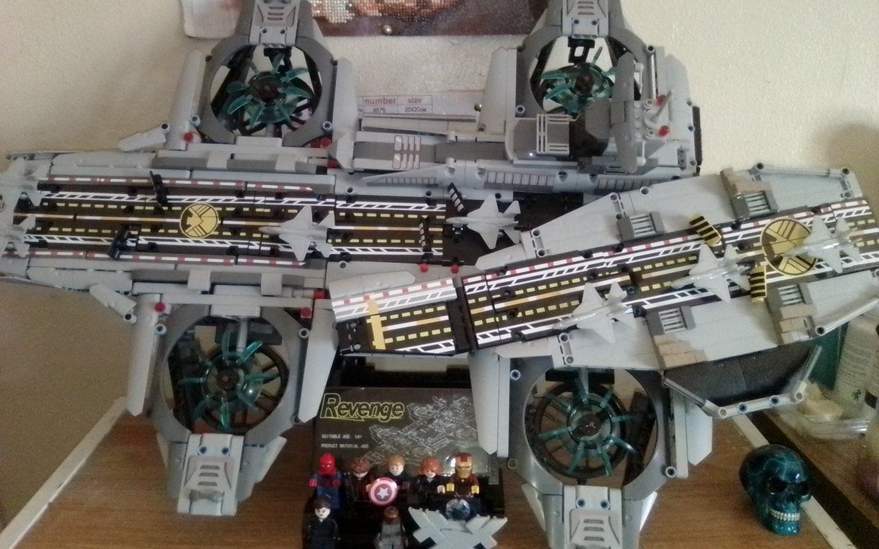 K-Box Revenge SHIELD Helicarrier Building Block Set with Minifigures