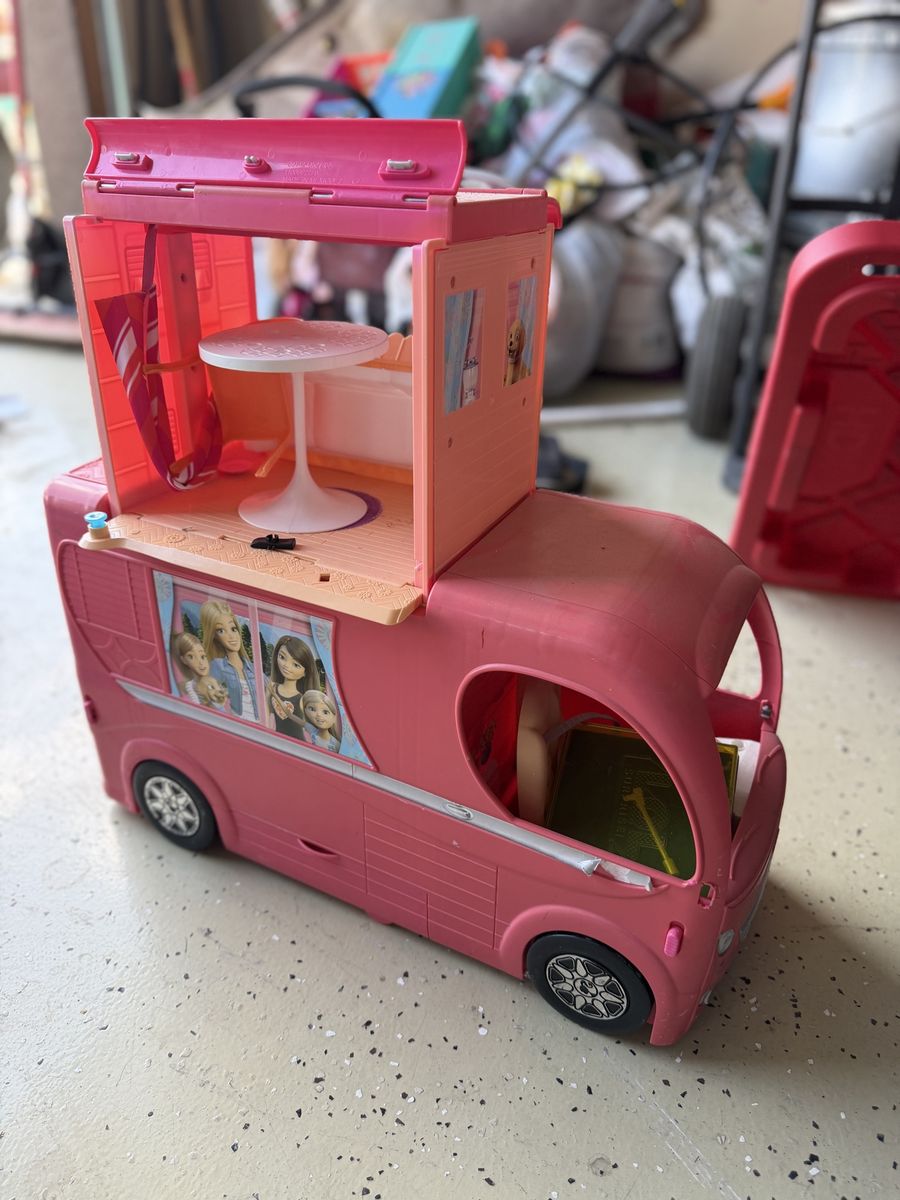 Barbie motor home