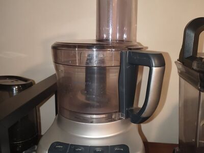 Food processor