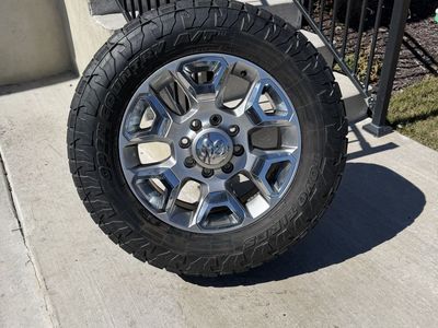 Dodge Ram 3500 Limited Rims and Tires 275/65R20