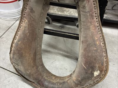 Antique Leather Horse / Mule Collar – Rustic Farmhouse & Western Wall Decor