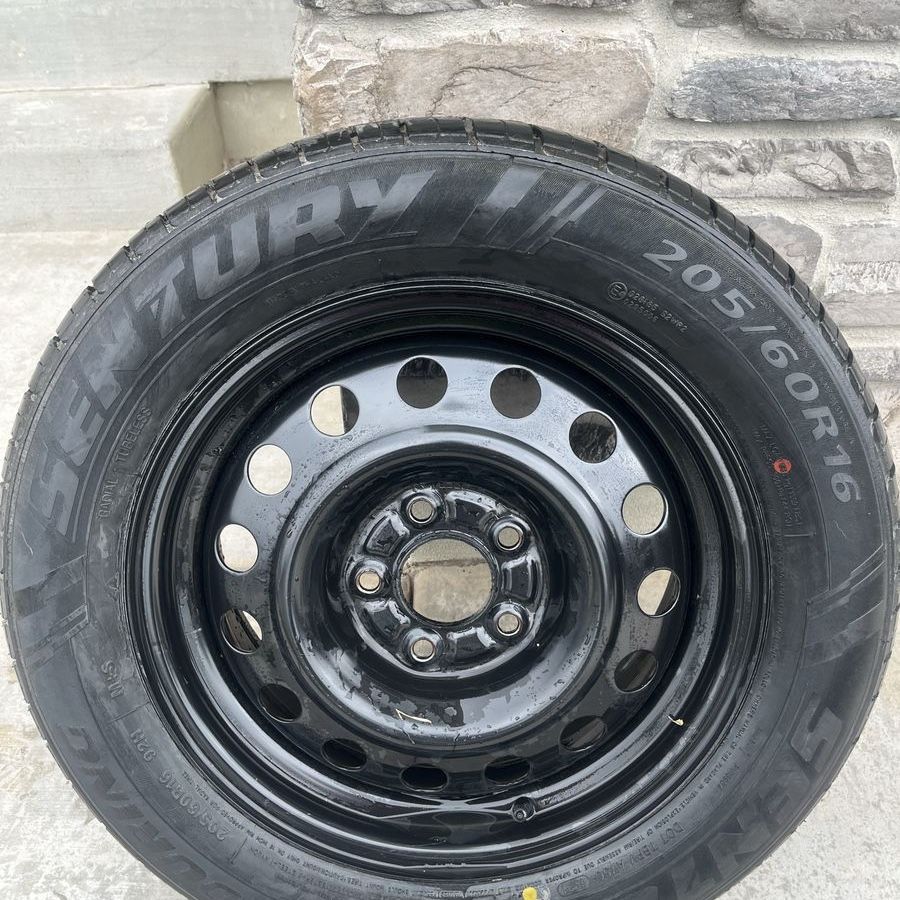 New Sentury 205/60R16