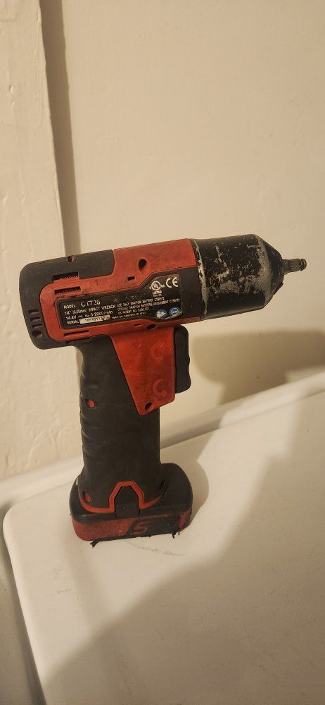 Snap-on CTB8172 Cordless Impact Wrench 14.4V Lithium-Ion Battery (Used, No Charger)
