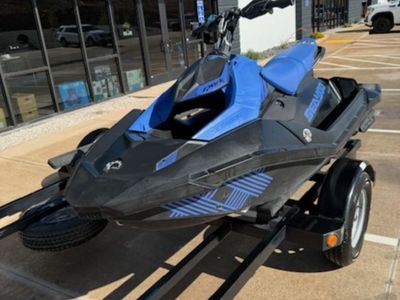 2023 Sea-Doo Spark® Trixx™ 3-up Rotax® 900 H.O. ACE™ iBR
