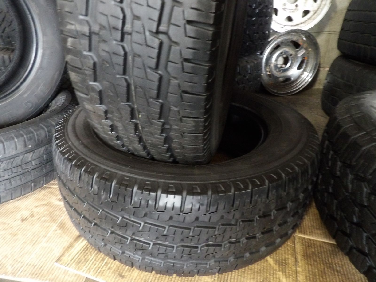235/65R16C TOYO H08 + PAIR OF TWO USED TIRES 