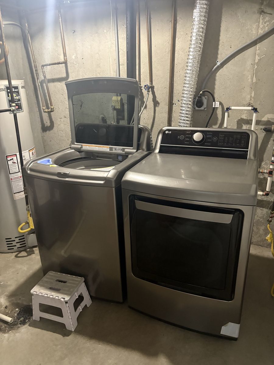LG Washer & electric Dryer!