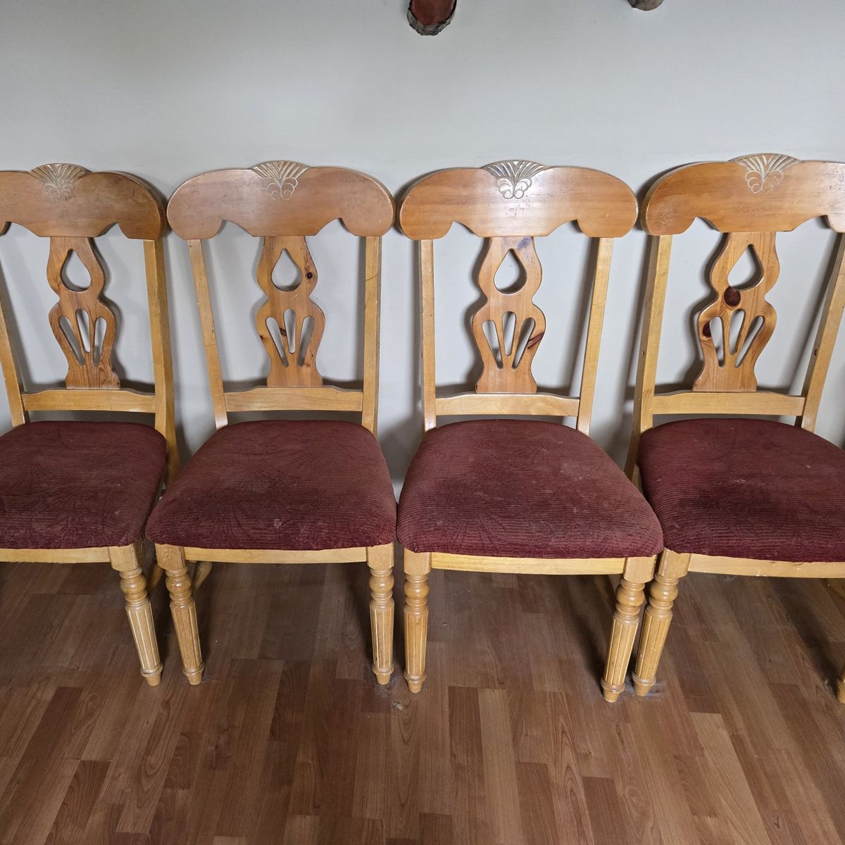 DINING CHAIRS
