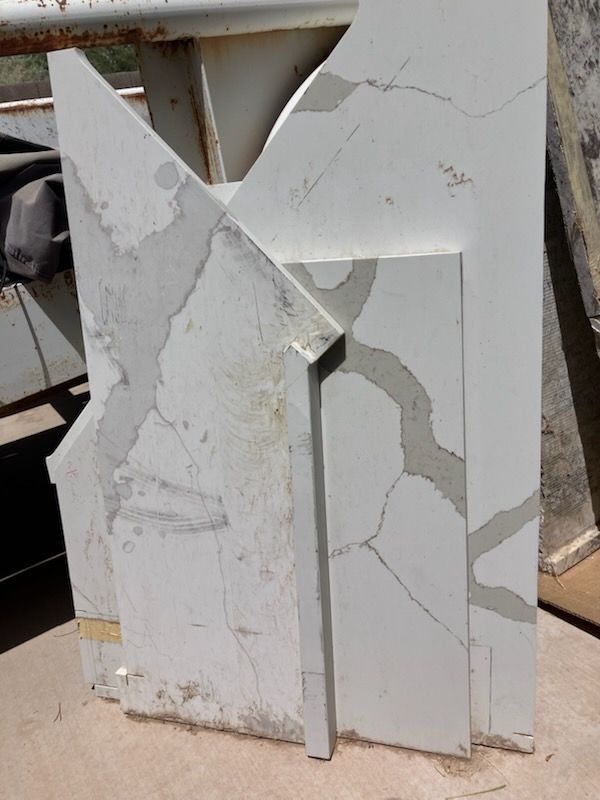 Quartz Pieces