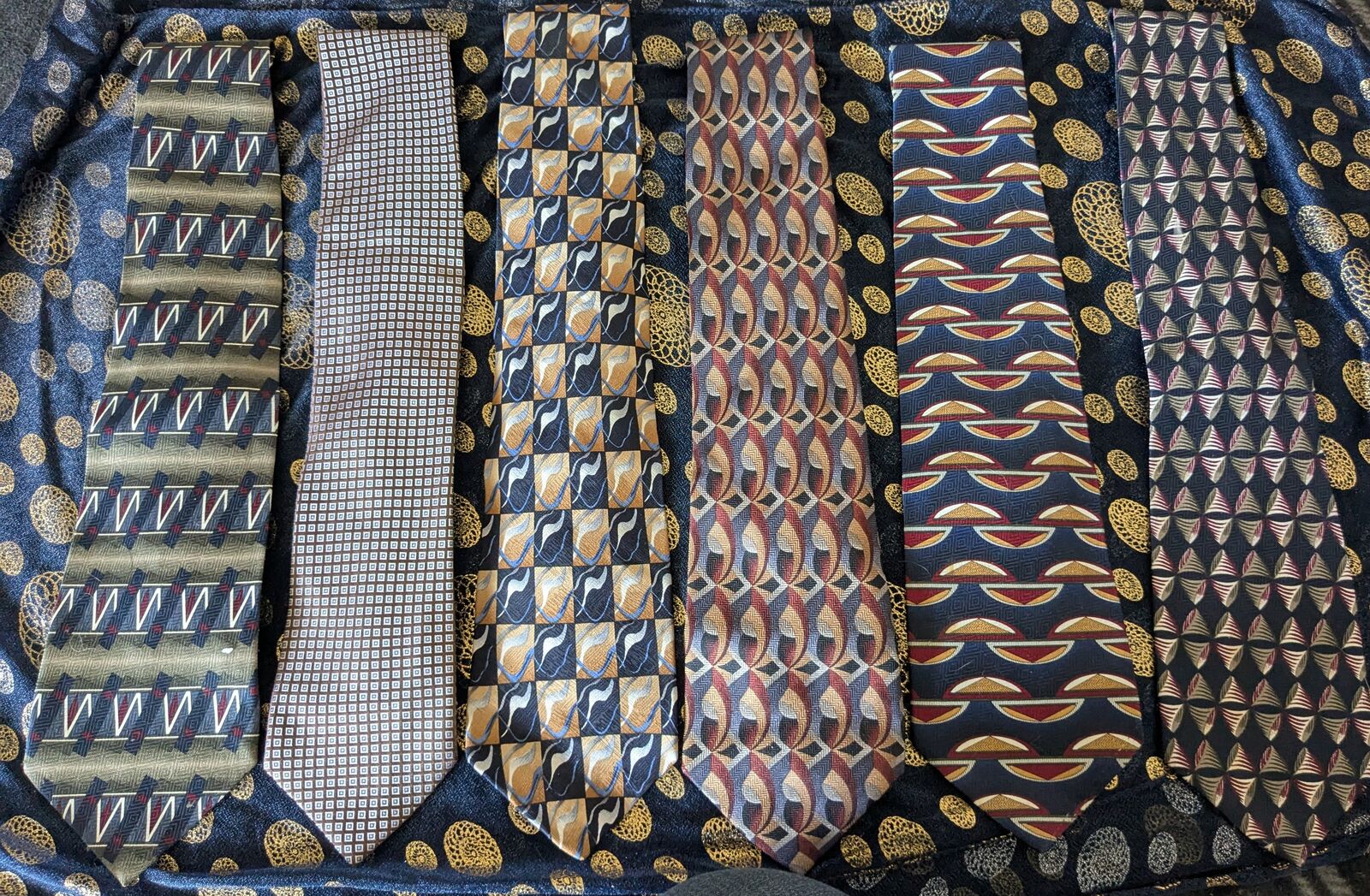 Men's High End 100% Silk tie