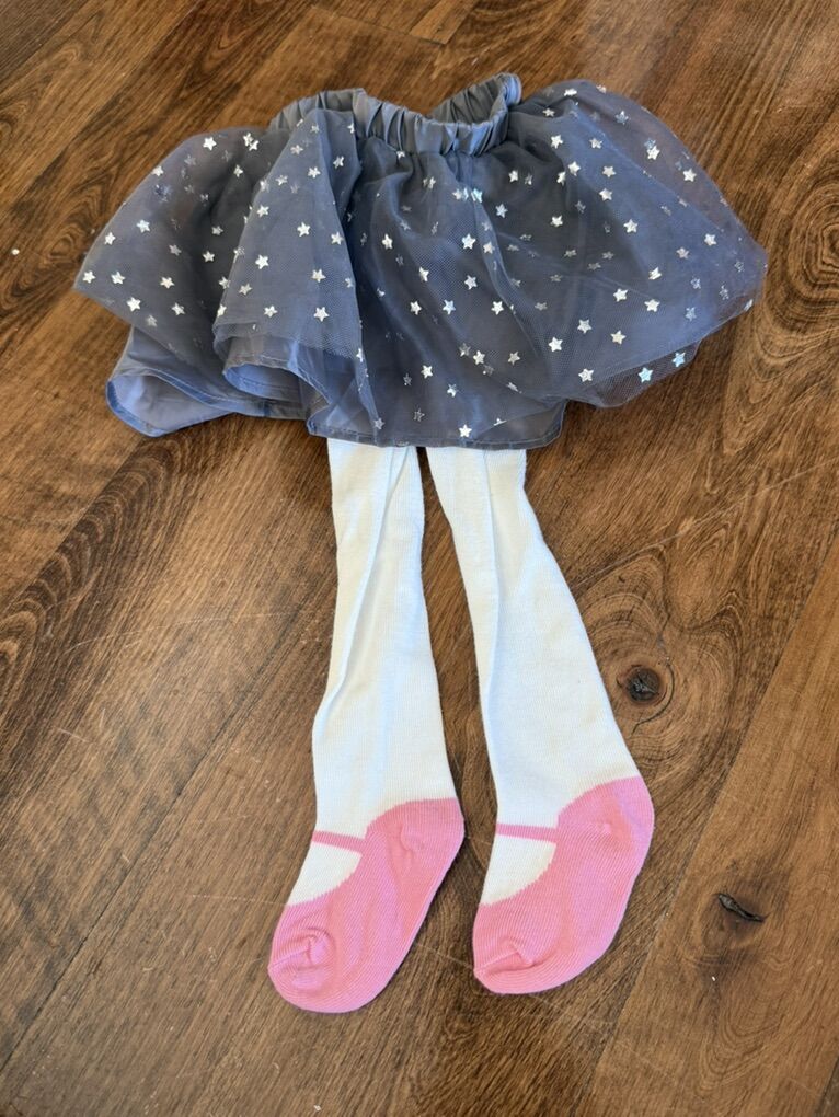 Gymboree New Baby Outfit 6-12 Poof Skirt