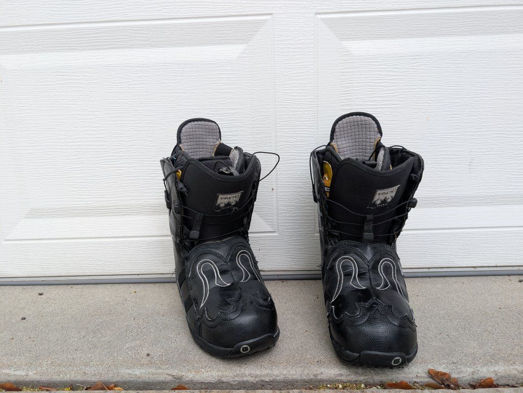 Burton Iroc Women's Snowboard Boots -Size 7