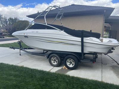 2005 Four Winns Horizon