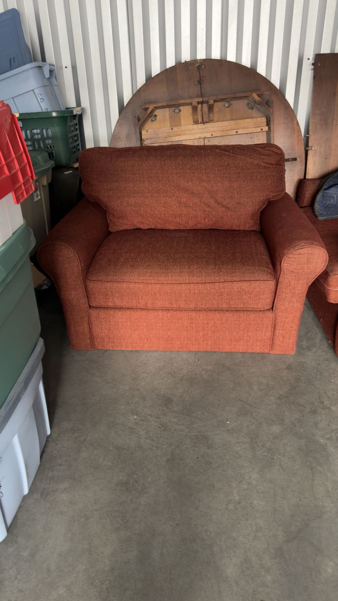 Pair of Bassett Twin Sleeper Chairs - Excellent Condition / High-End Brand $450 each or $800 for both