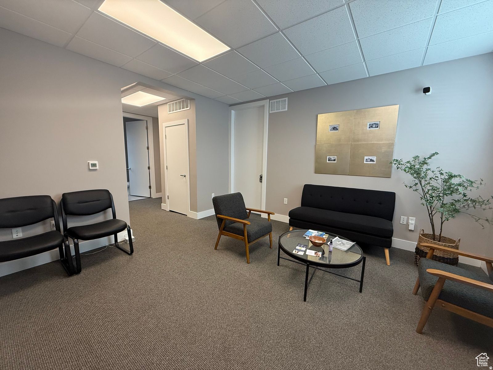 Beautiful office space available for LEASE!