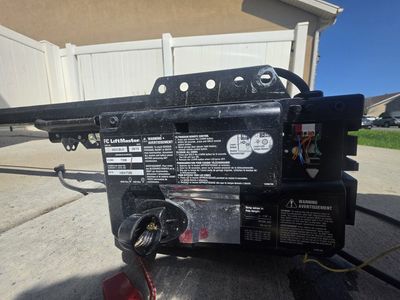 LiftMaster 8550 Residential Garage Door Opener Model 8550