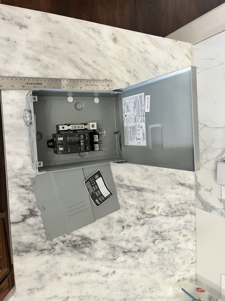 Fuse Box W/ 50A Fuse