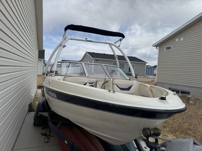 2003 Bayliner 205br