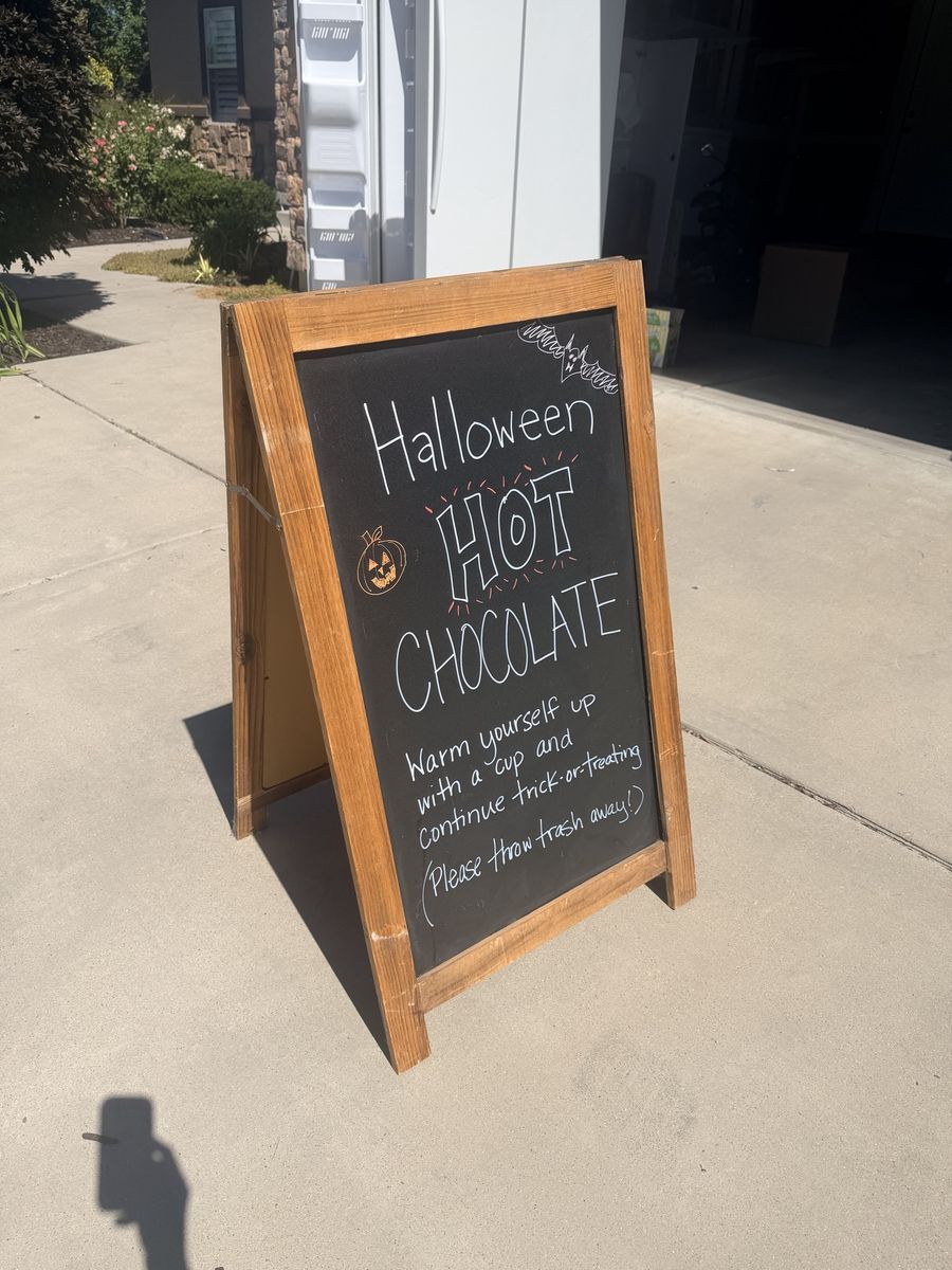 Chalkboard Easel – Great for Announcements, Crafts & More