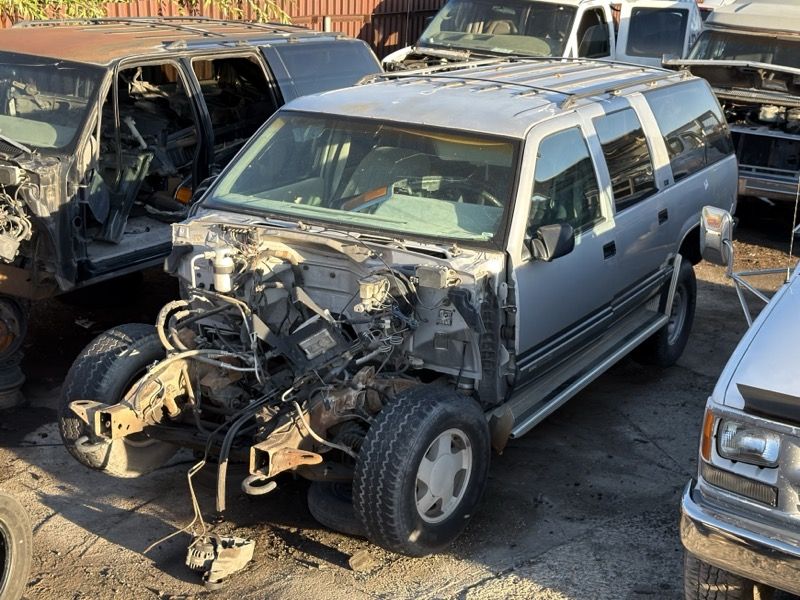 1993 GMC Suburban Parts