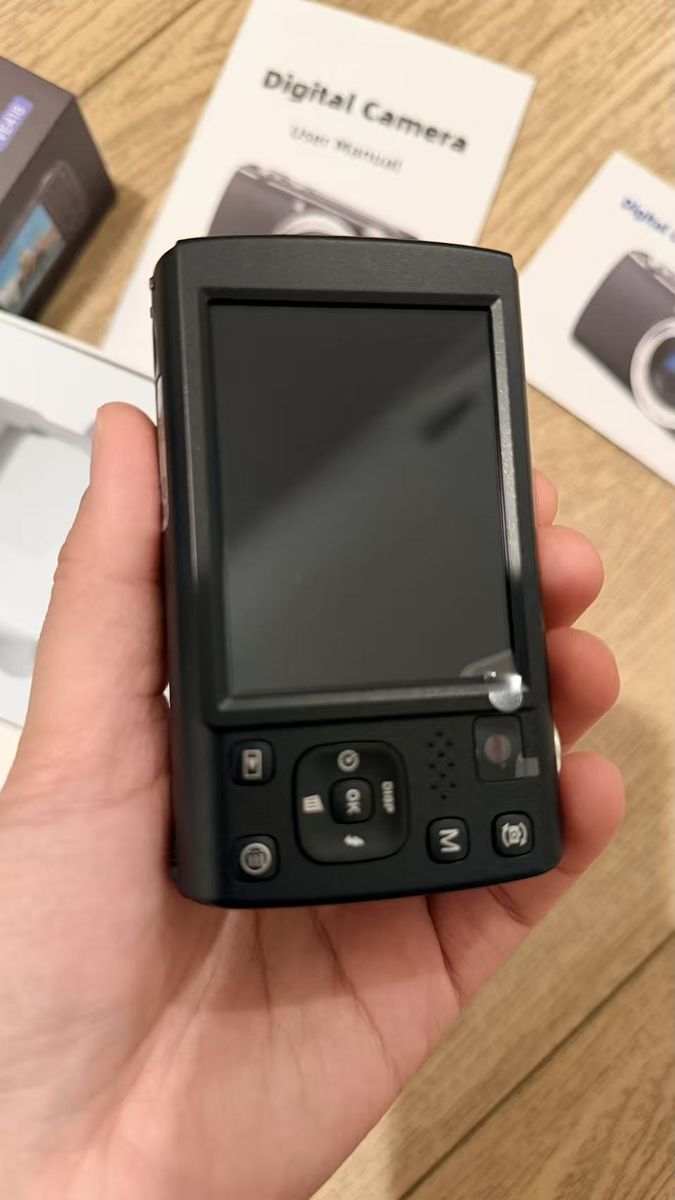 New in box 8K Digital Camera