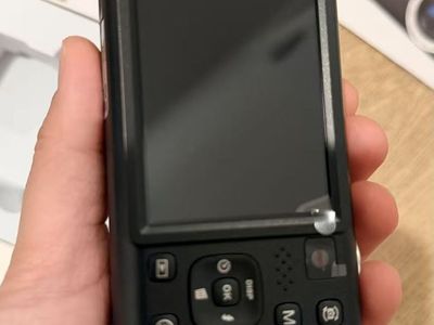 New in box 8K Digital Camera