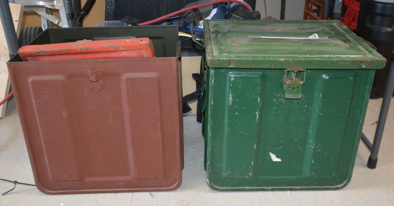 Military Metal Storage Boxes / Ammo Cans – Large Steel Surplus Containers with Lids (Set of 2)