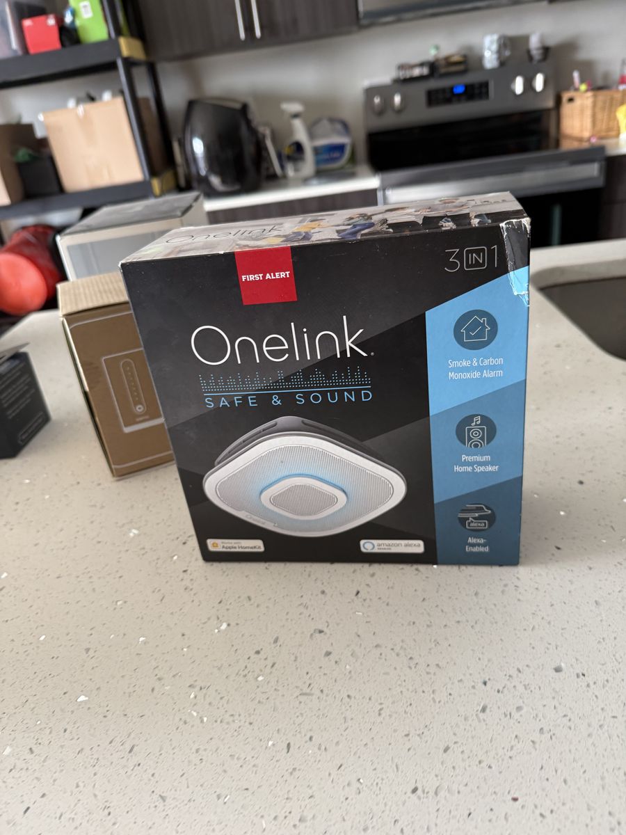 One Link, Alexa, Smoke and Carbon Monoxide Home Speaker Alarm