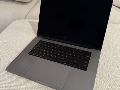 Apple MacBook Pro 16-inch (2021) M1 Pro, 16GB Memory, Space Gray Laptop