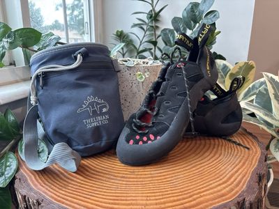 La Sportiva TC Pro Climbing Shoes with Chalk Bag
