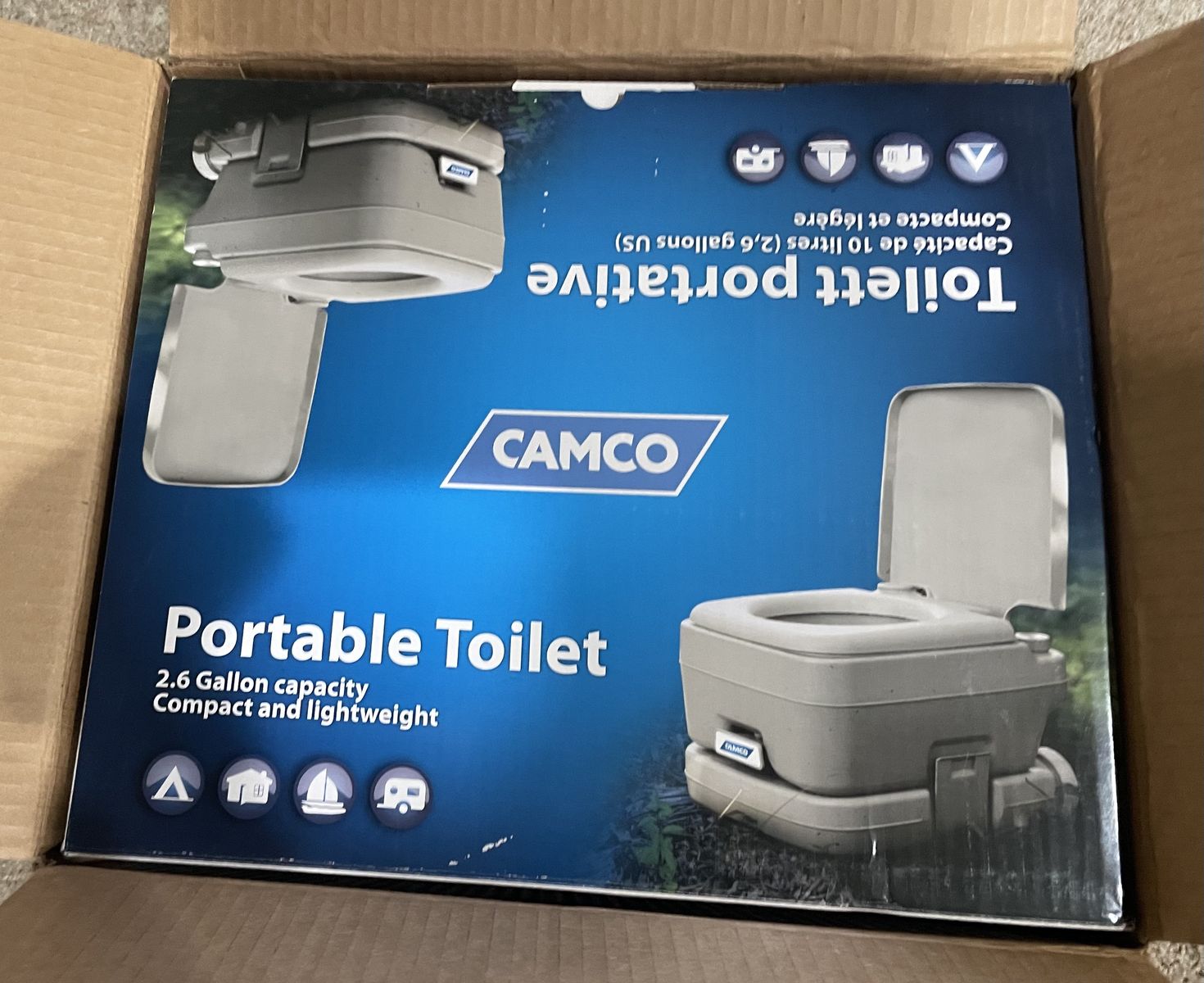 Camco 2.6 gallon portable toilet (new in box)