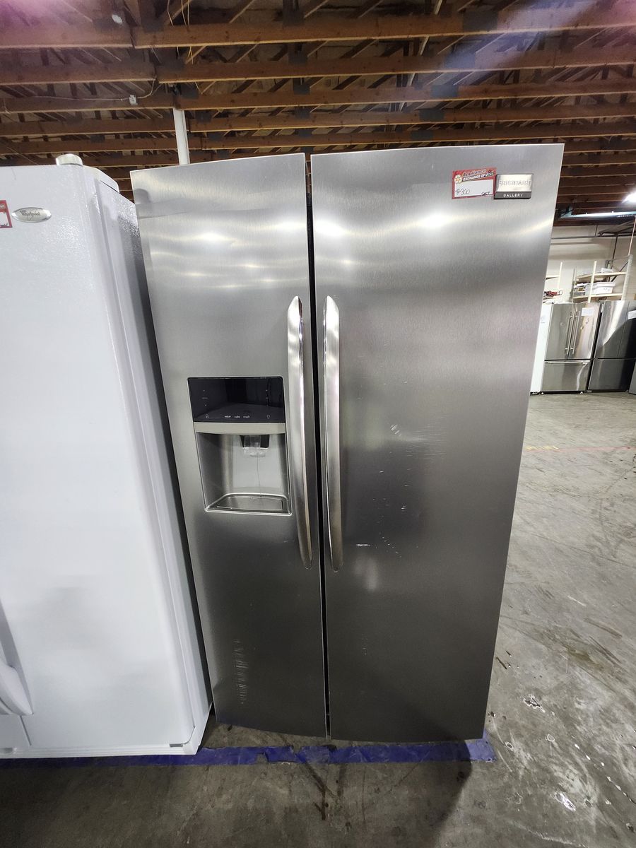 Frigidaire Gallery Side-by-Side Refrigerator Stainless Steel