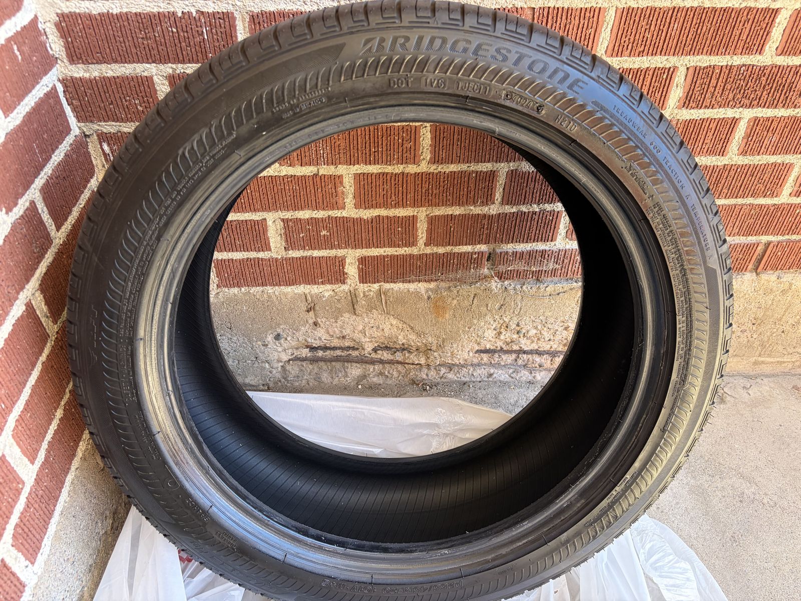 Bridgestone BRI ECOPIA P255/45 R20 101V SL BSW NI RF H/L 422 PLUS