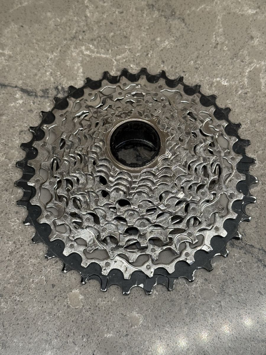 SRAM Force D1 10-36T cassette