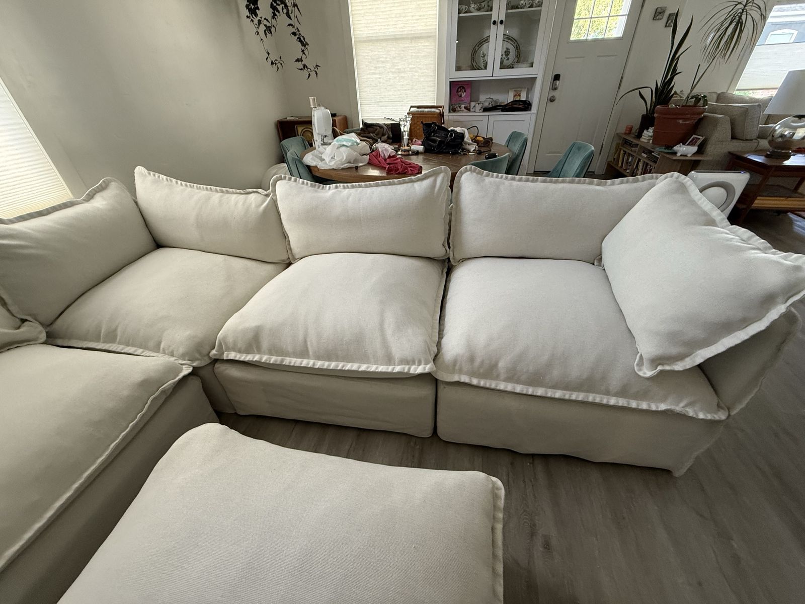 Main image 4