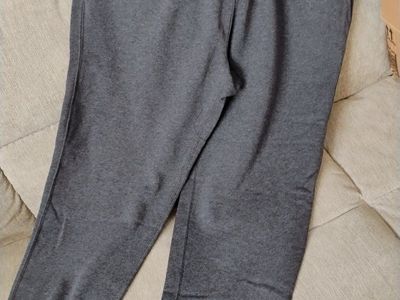 Stormtech Men's Grey Polyester Sweatpants - Size L/G, Designed in Vancouver, Made in Bangladesh
