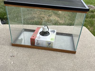 Zilla 10 Gallon Reptile Tank Terrarium with Dome Lamp