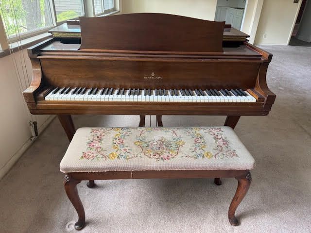 Classic Midsize 1947 Steinway Grand Piano