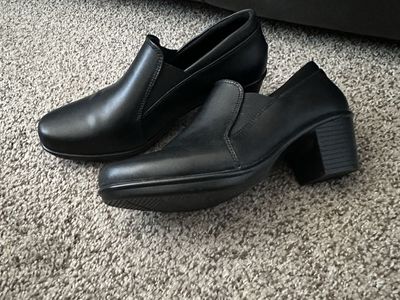 Black Heeled Slip-On Dress Shoes - Women's Comfortable Work Attire