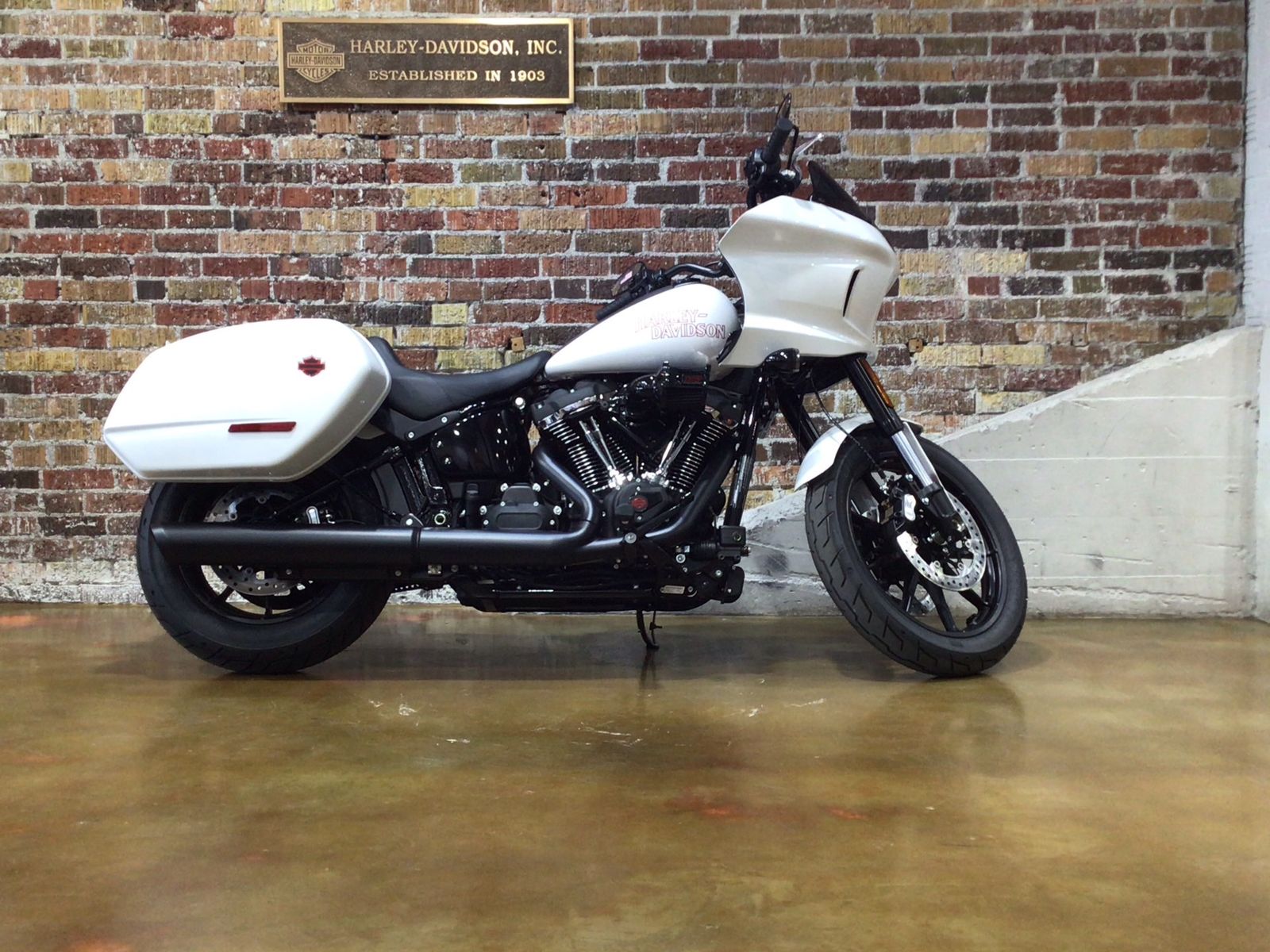 2026 HARLEY-DAVIDSON LOW RIDER ST FXLRST