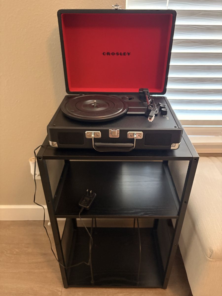 Record player with stand